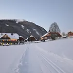- Bauer Ξενοδοχείο με διαμερίσματα Hintergöriach