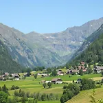 - Bauer Ξενοδοχείο με διαμερίσματα Hintergöriach