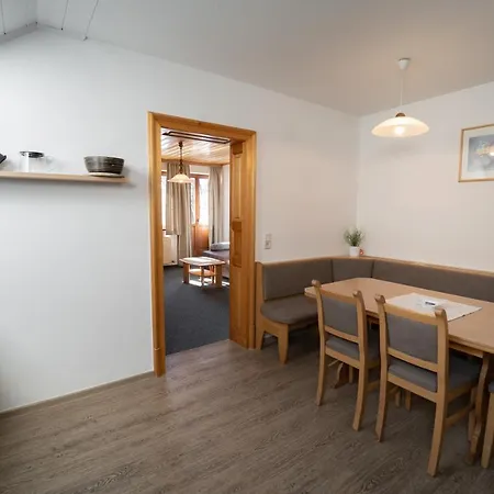 Aparthotel - Bauer