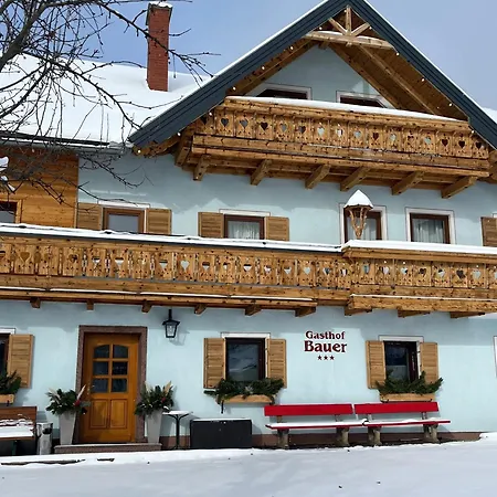 - Bauer Lägenhetshotell