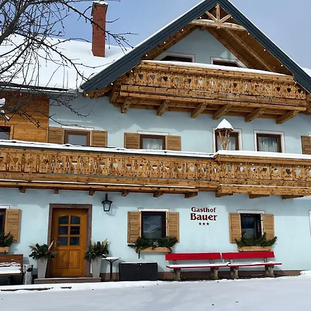 - Bauer Апарт-отель