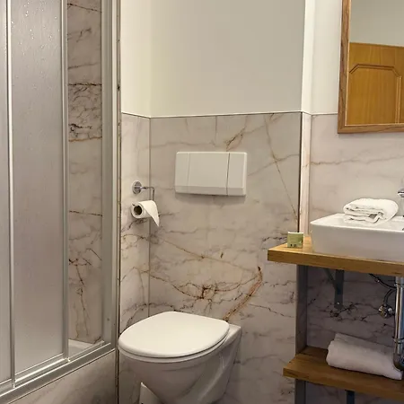 - Bauer Hintergöriach