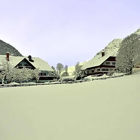 Landhotel - Apartments Bauer