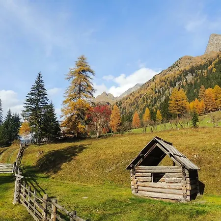 - Bauer 3* Hintergöriach