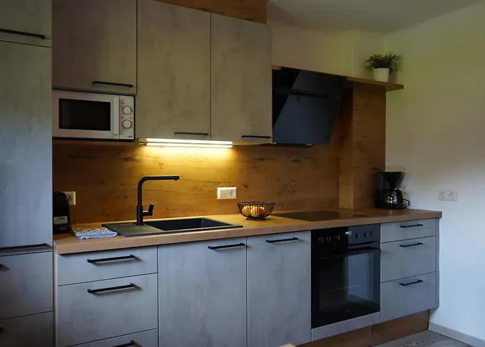 - Bauer 3* Hintergöriach