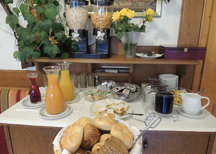 - Bauer 아파트호텔